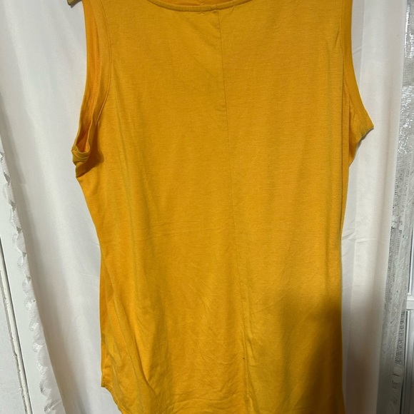 Warehouse one - 2X  Mustard Yellow Tank Top- perfect fall colour- new/like new - Picture 4 of 6